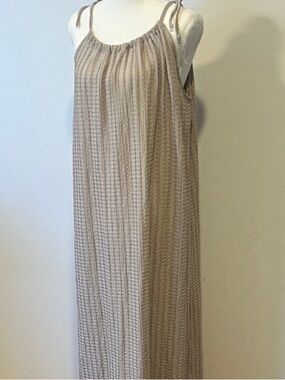 H&M beige textured maxi dress ,women’s S , light coastal summer casual dressy